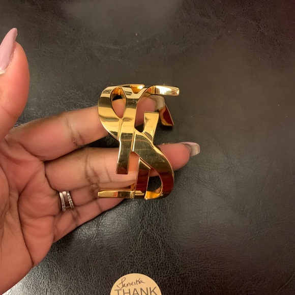 ‼️pending‼️YSL monogram cuff small sz interlocking - Picture 4 of 6